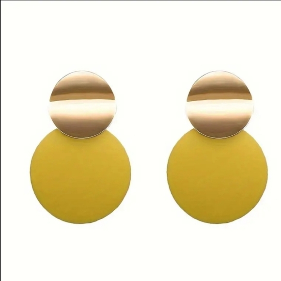 Chic Minimalist Dangle Fashion Earrings - Picture 2 of 6